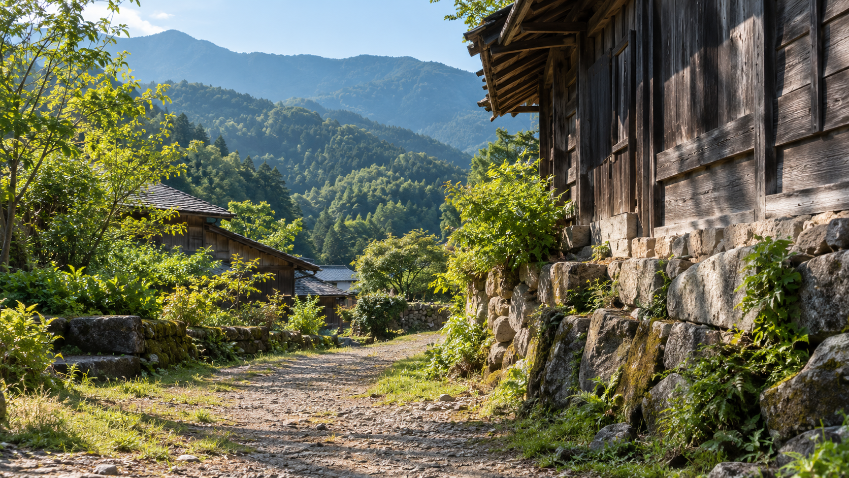 家屋と石垣と山林が一緒に見える創作情景