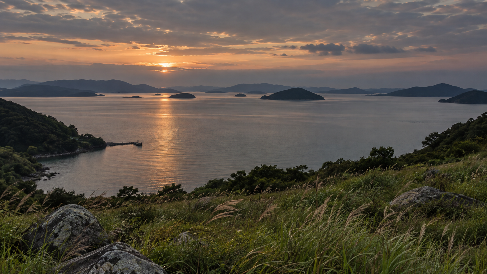 海を望む無人の丘を描いた概念風景
